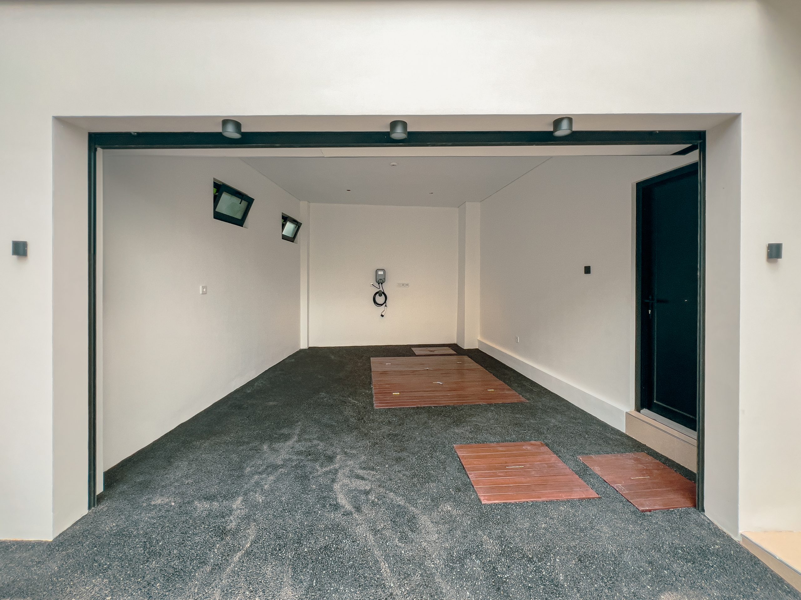 33 Garage 2