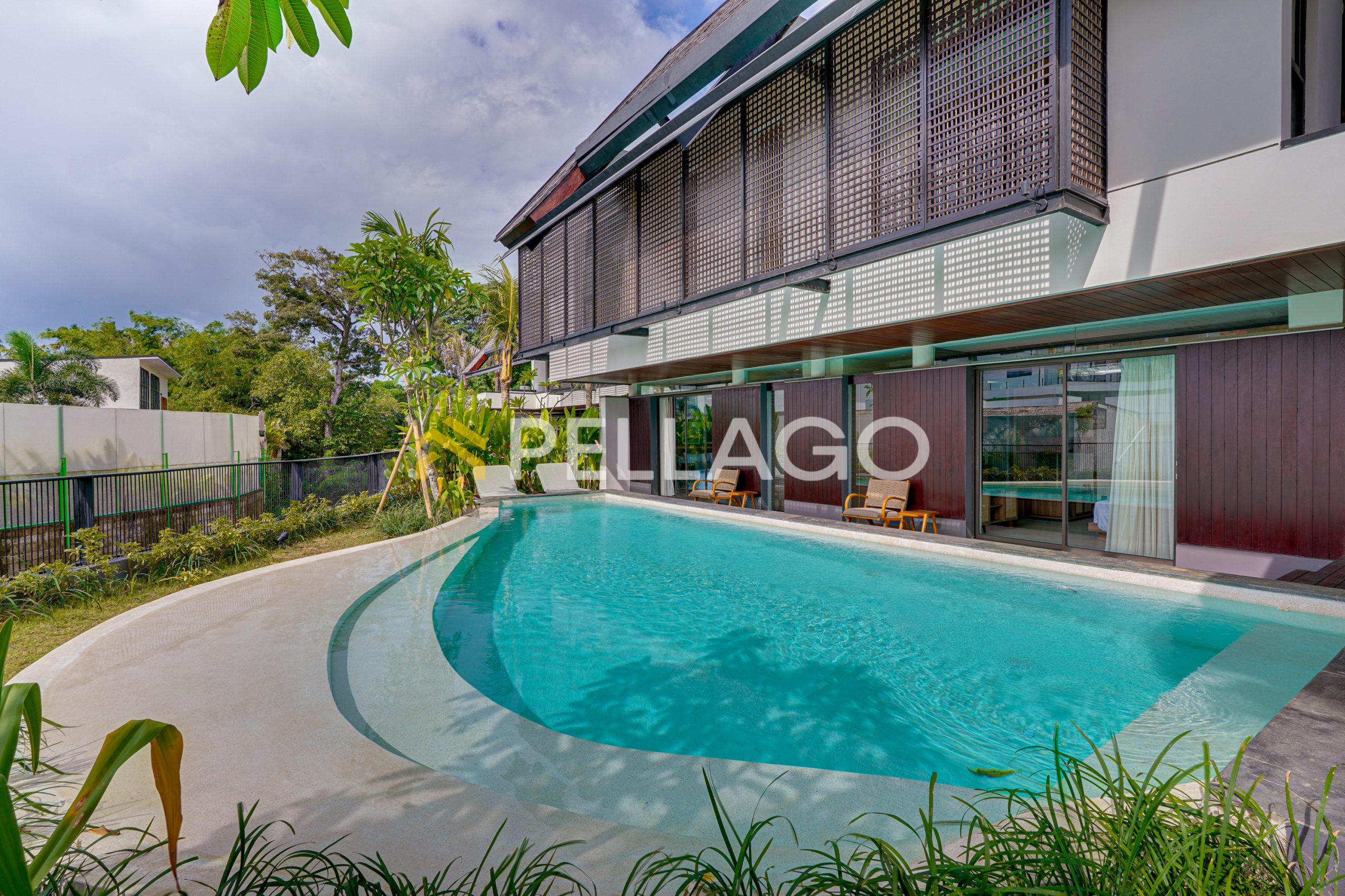 5BR Modern Scandinavian Villa For Sale in Padanglinjong, Canggu 2