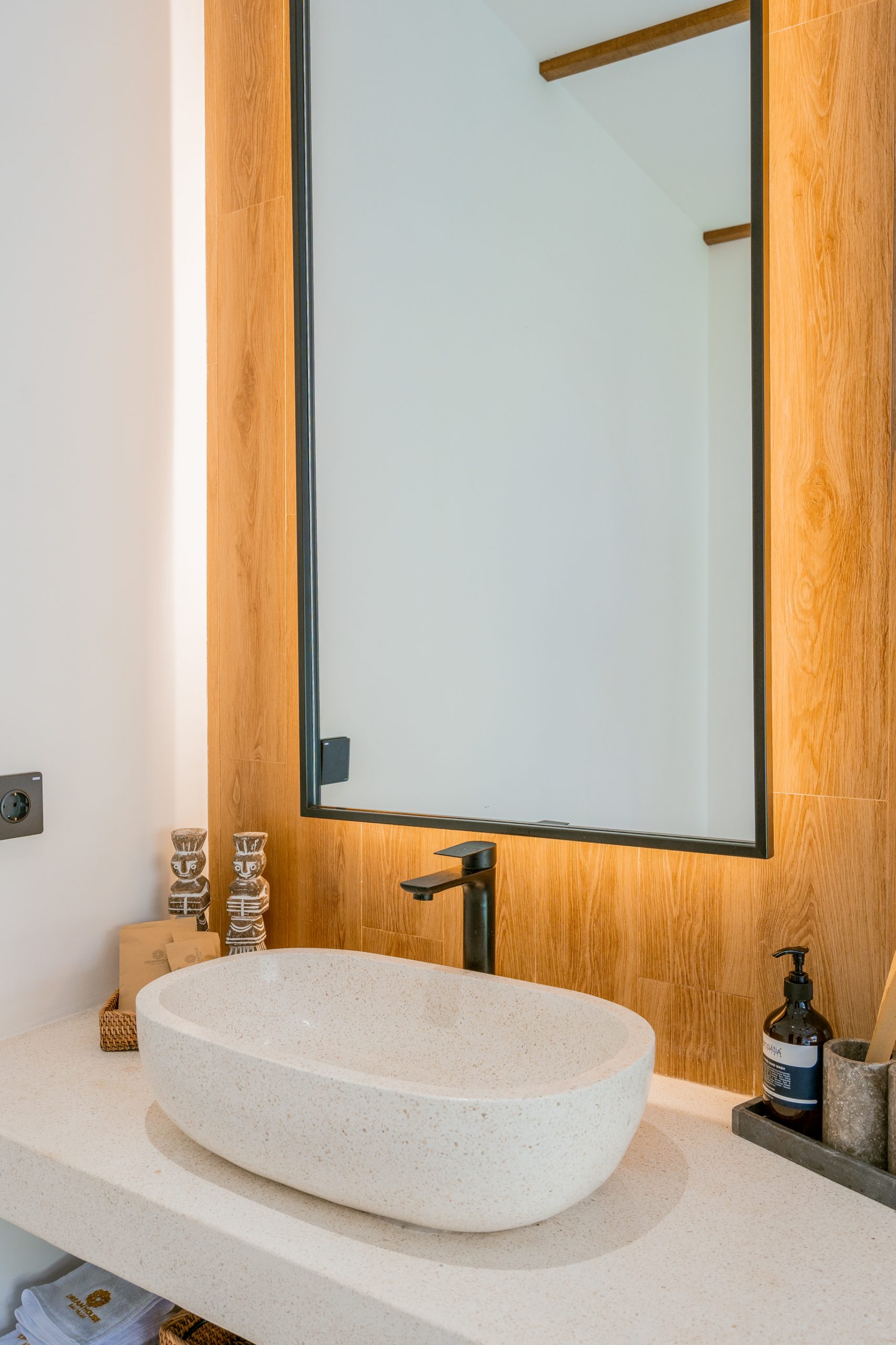 02 Bathroom 03