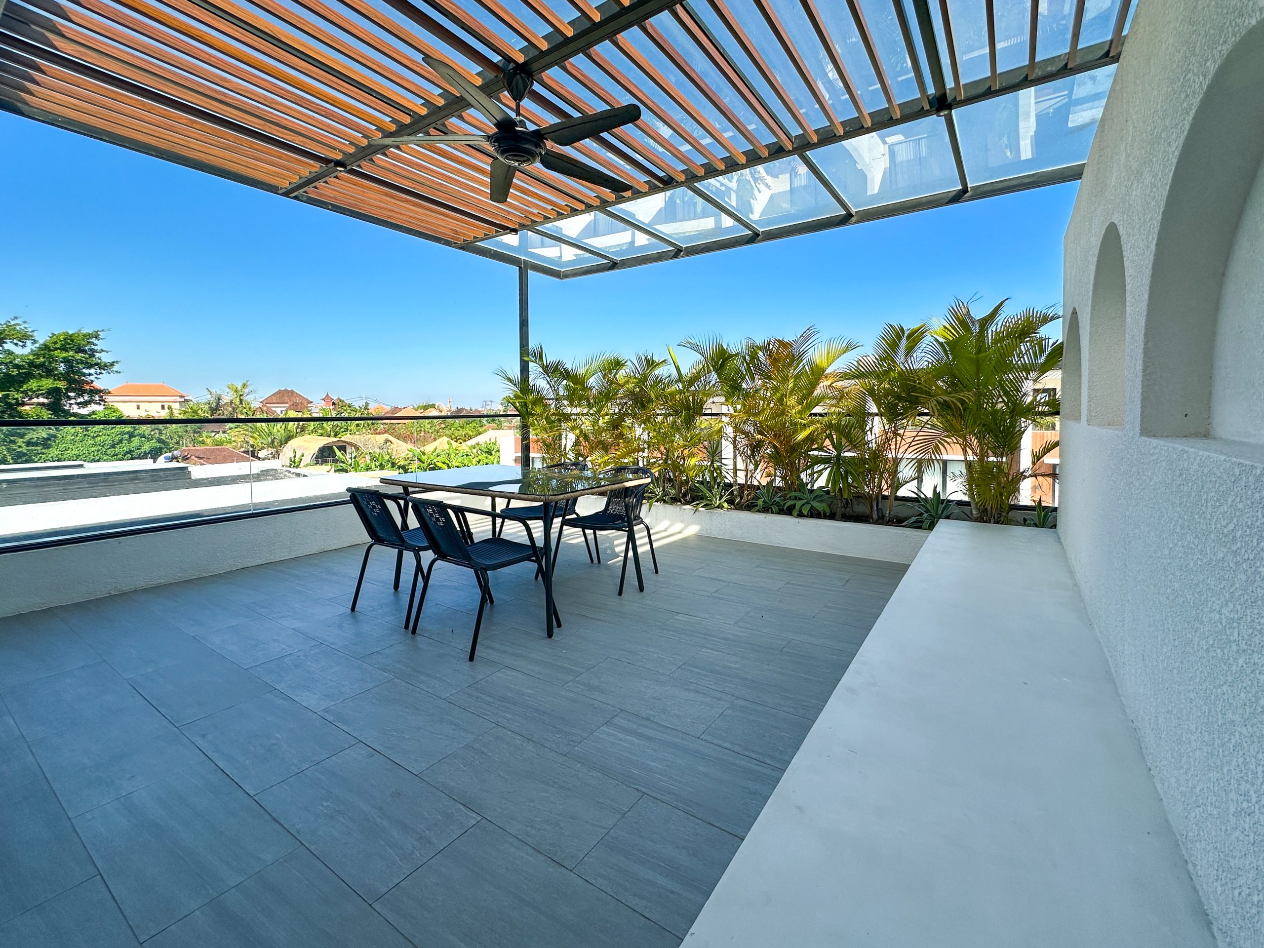 Modern Tropical 2BR Villa in Canggu with Rooftop & Private Pool
